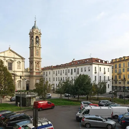 Apartment Santo Stefano Milan